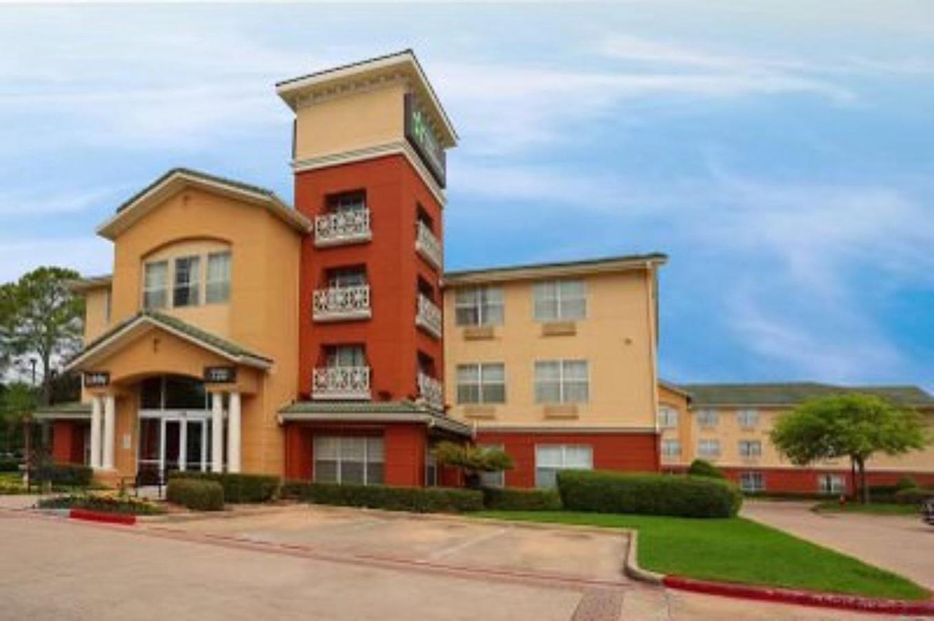 Lonestar Suites Webster Exterior photo